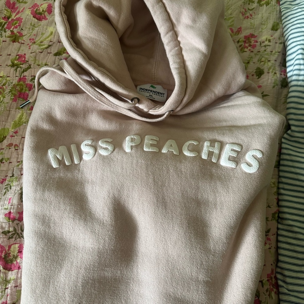 Miss Peaches Pink Hoodie unisex 2XL Barstool dog rescue